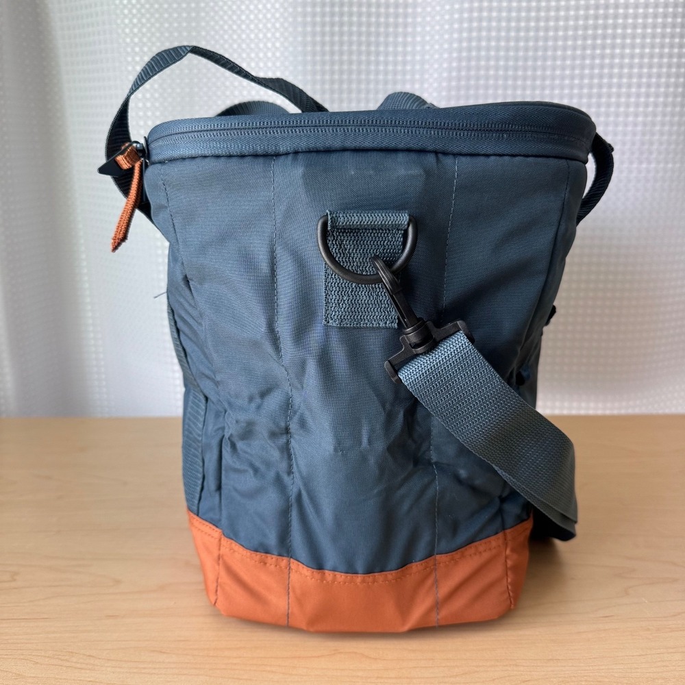 CleverMade Pacifica Collapsible Soft Cooler Bag Ocean Cognac 15 x 10 x 11 - Picture 4 of 9